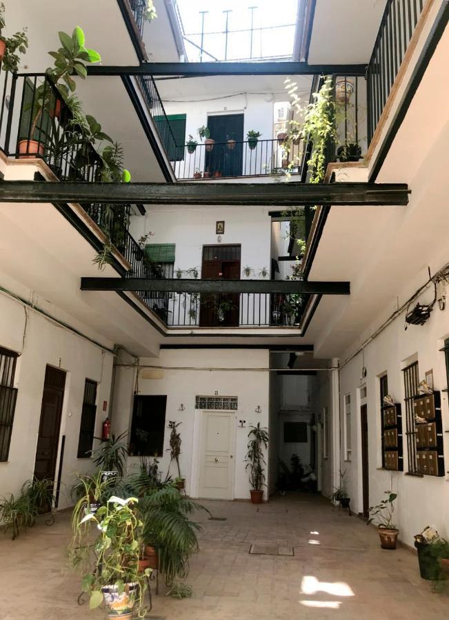 Magnifico Apartamento Tipo Duplex En Triana Sevilla Buitenkant foto