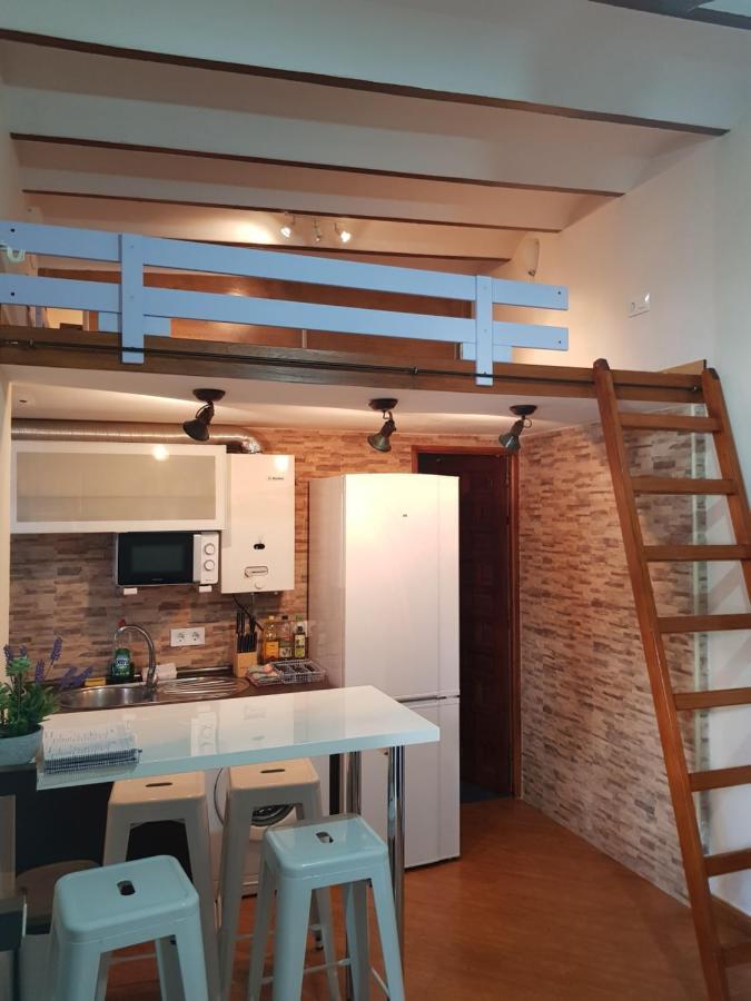 Magnifico Apartamento Tipo Duplex En Triana Sevilla Buitenkant foto