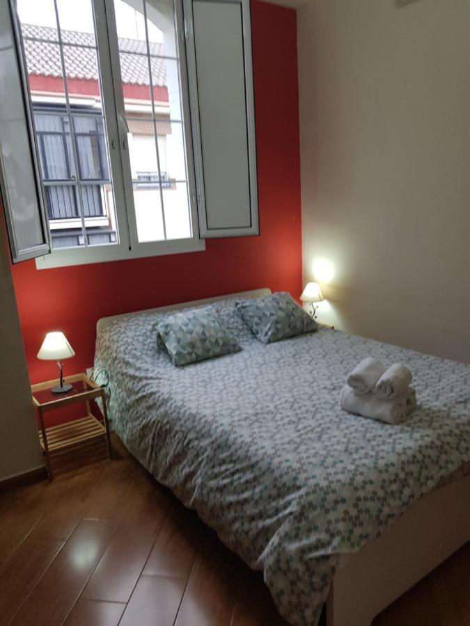 Magnifico Apartamento Tipo Duplex En Triana Sevilla Buitenkant foto
