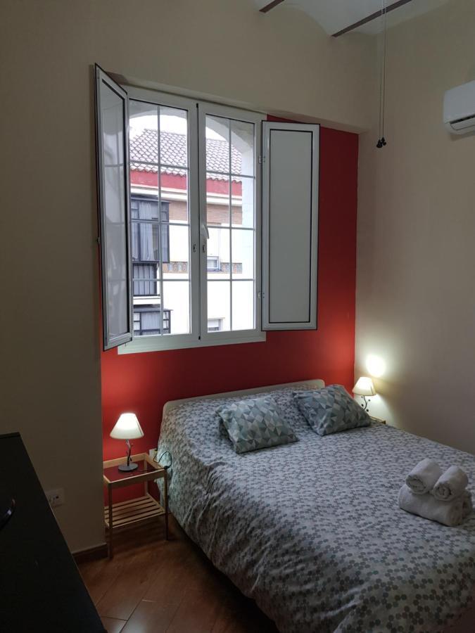 Magnifico Apartamento Tipo Duplex En Triana Sevilla Buitenkant foto