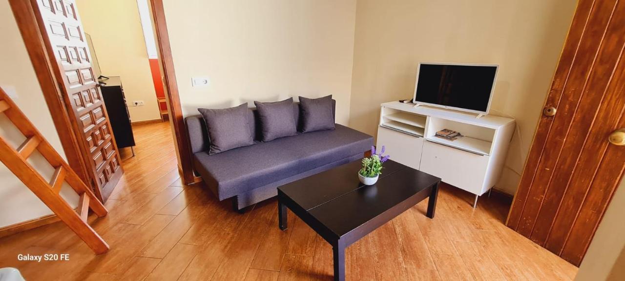 Magnifico Apartamento Tipo Duplex En Triana Sevilla Buitenkant foto