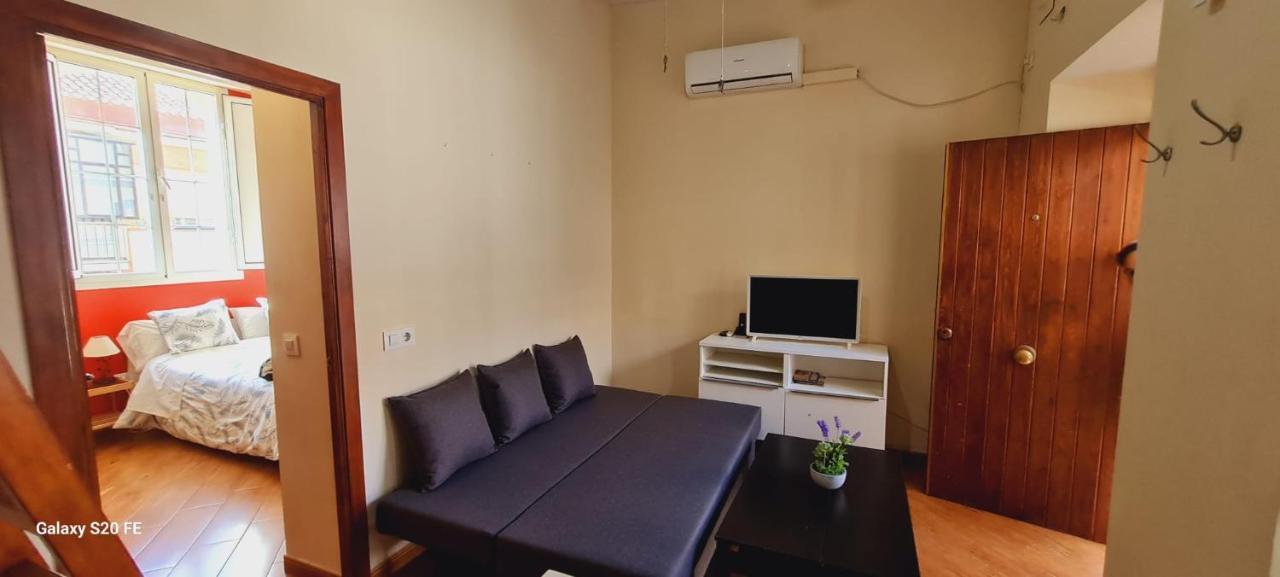 Magnifico Apartamento Tipo Duplex En Triana Sevilla Buitenkant foto
