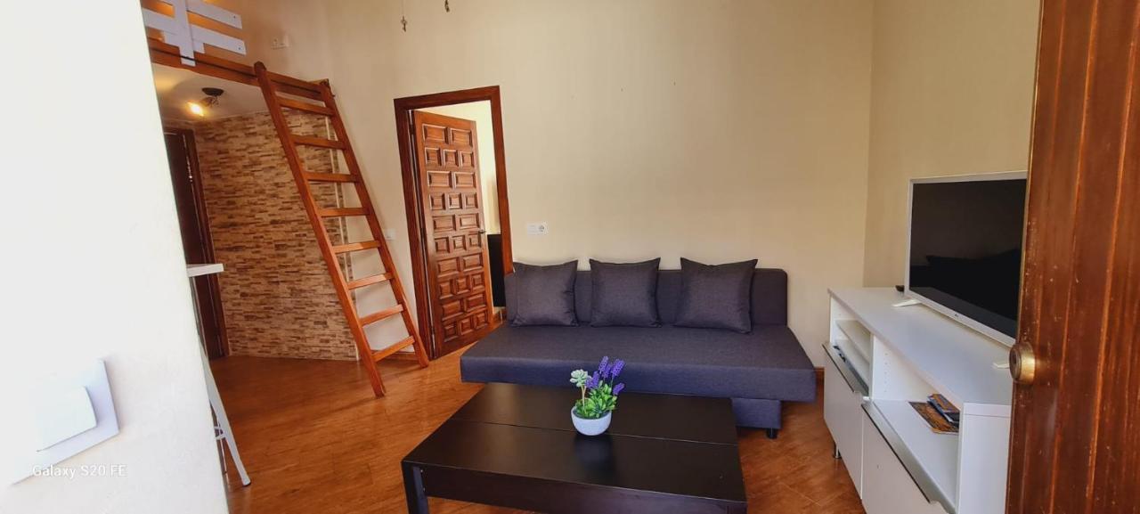Magnifico Apartamento Tipo Duplex En Triana Sevilla Buitenkant foto